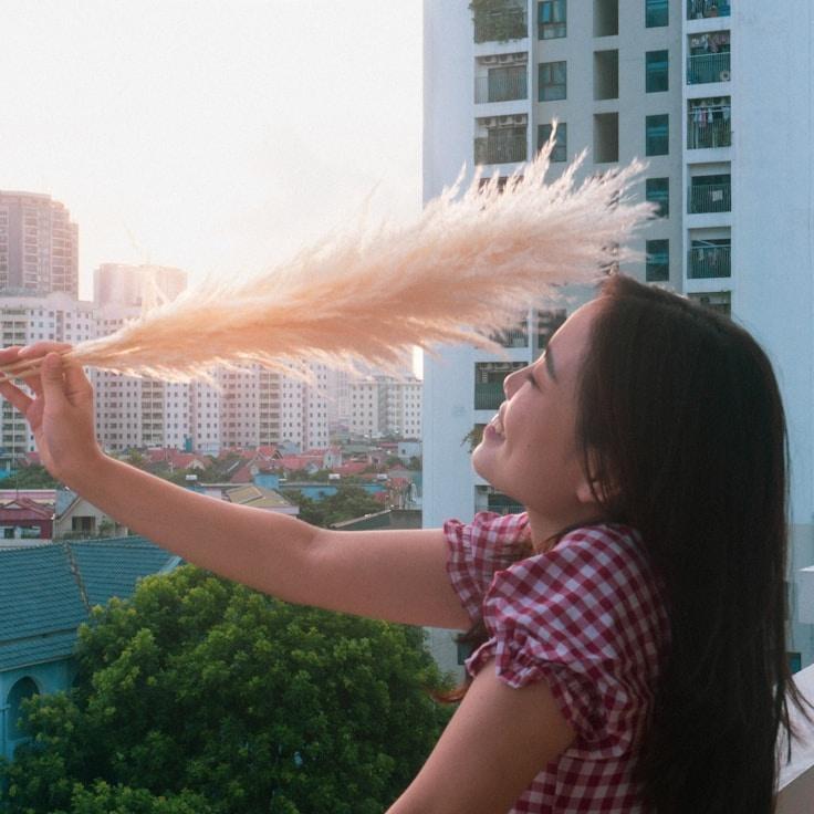 Jai Kapoor, Client Relations Director, discussing corporate gifting strategy with business clients